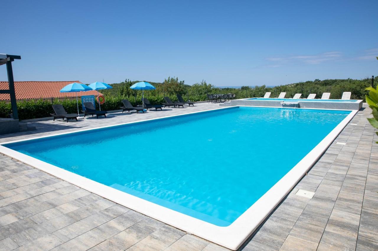 Apartments Lucy Rovinj Bagian luar foto