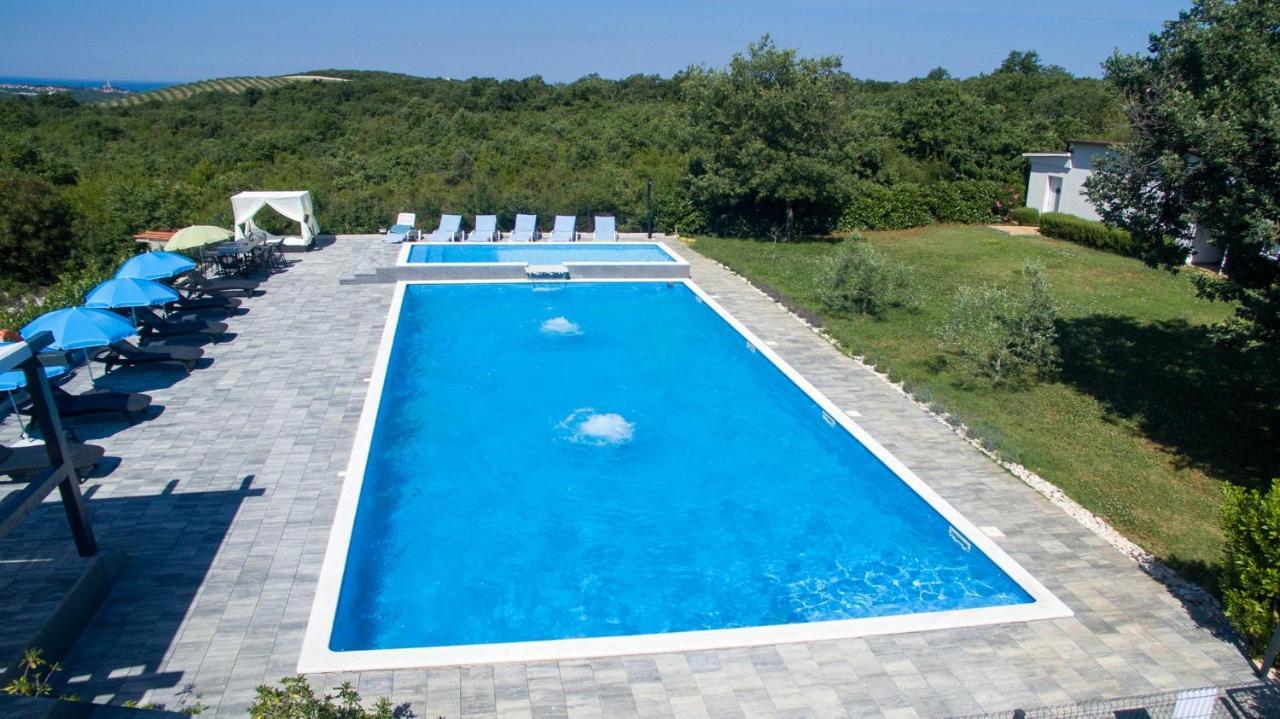 Apartments Lucy Rovinj Bagian luar foto