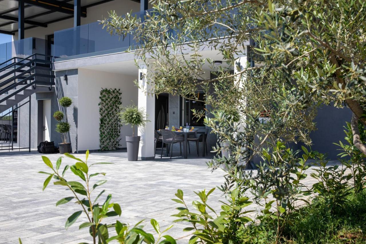 Apartments Lucy Rovinj Bagian luar foto