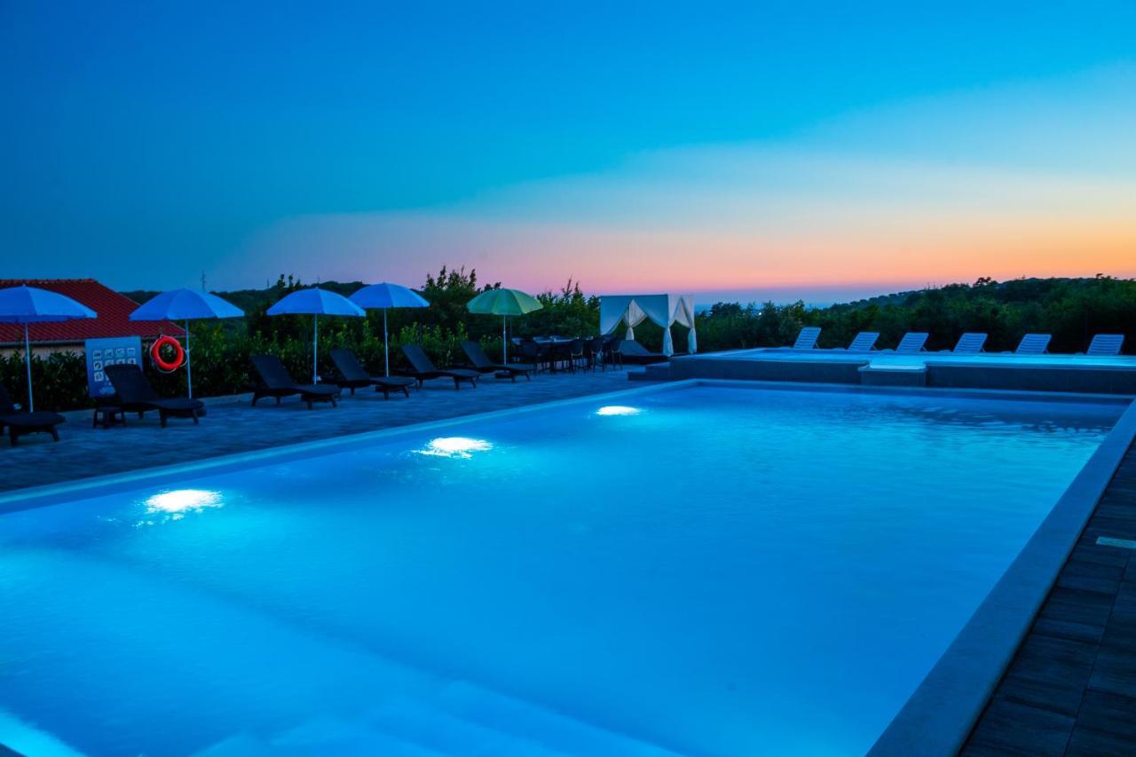 Apartments Lucy Rovinj Bagian luar foto