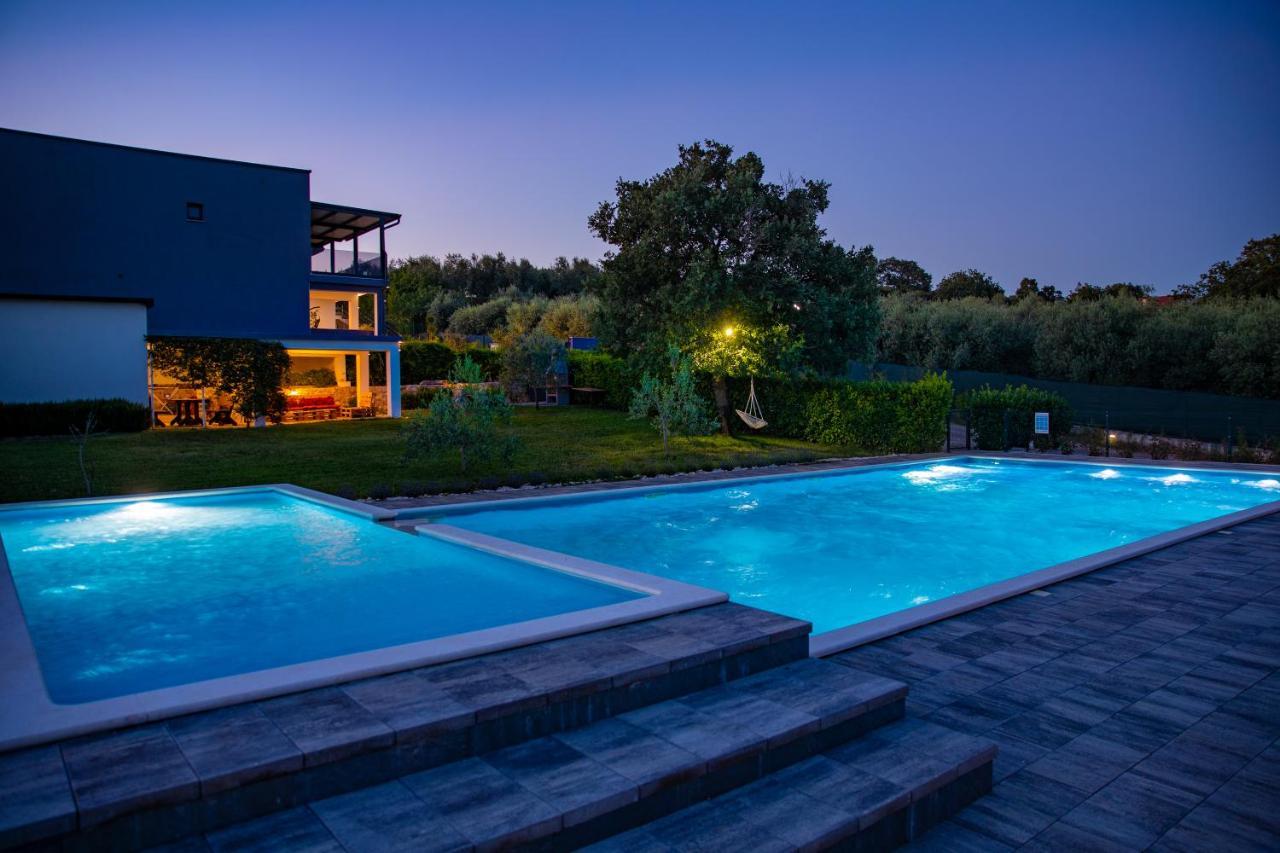 Apartments Lucy Rovinj Bagian luar foto