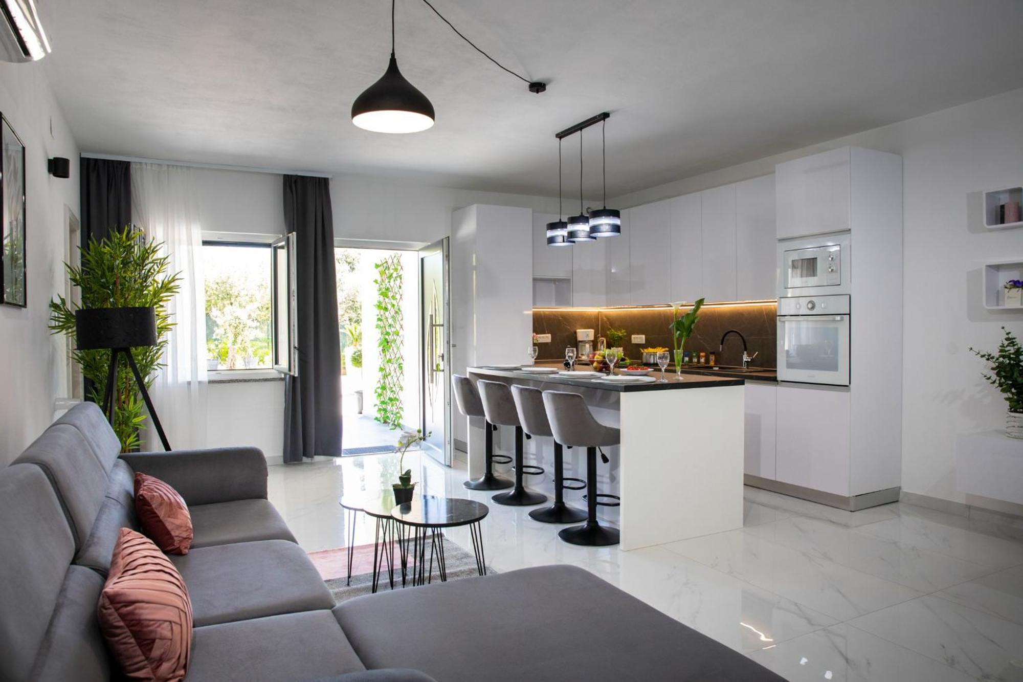 Apartments Lucy Rovinj Ruang foto