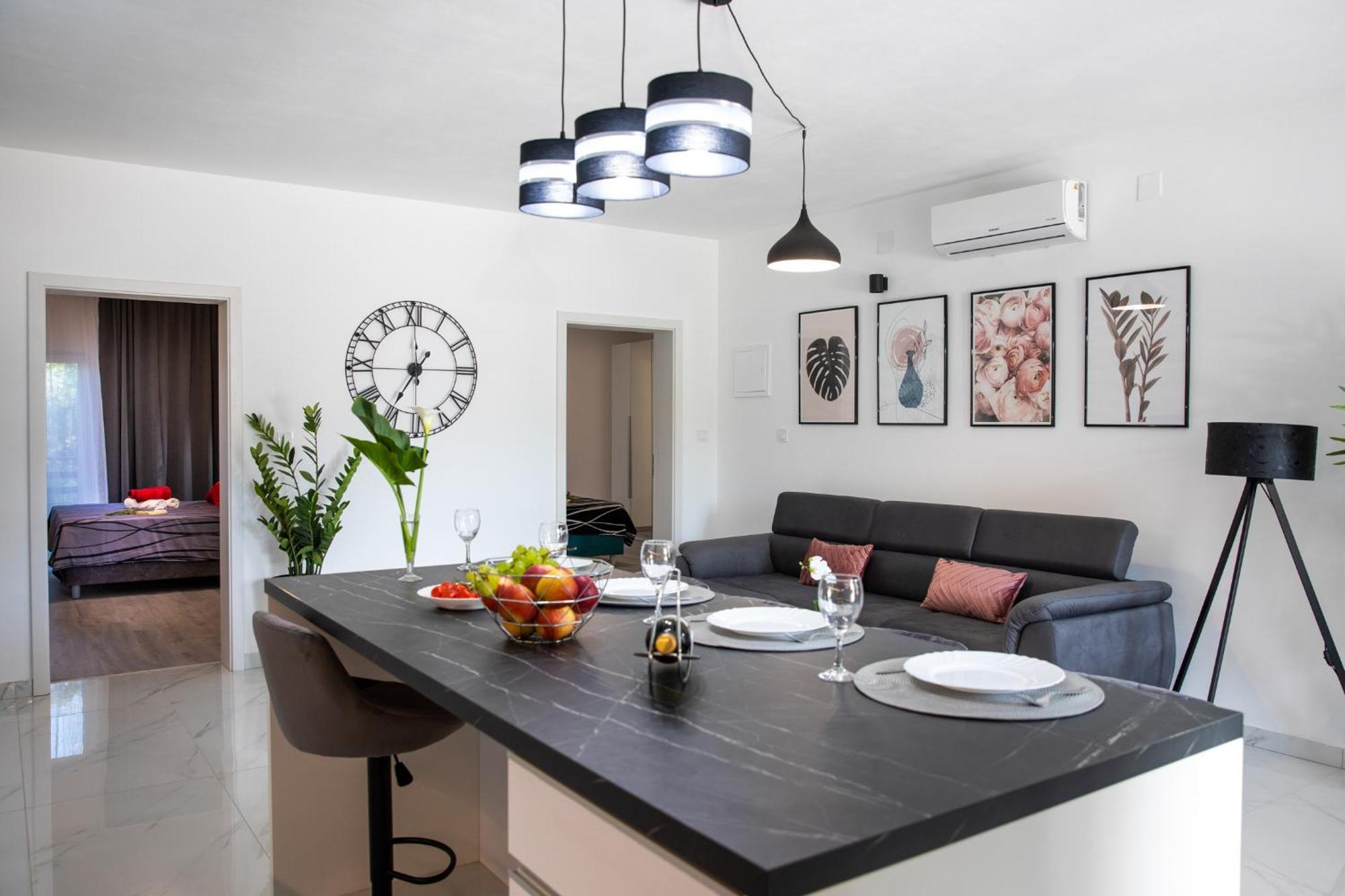 Apartments Lucy Rovinj Ruang foto