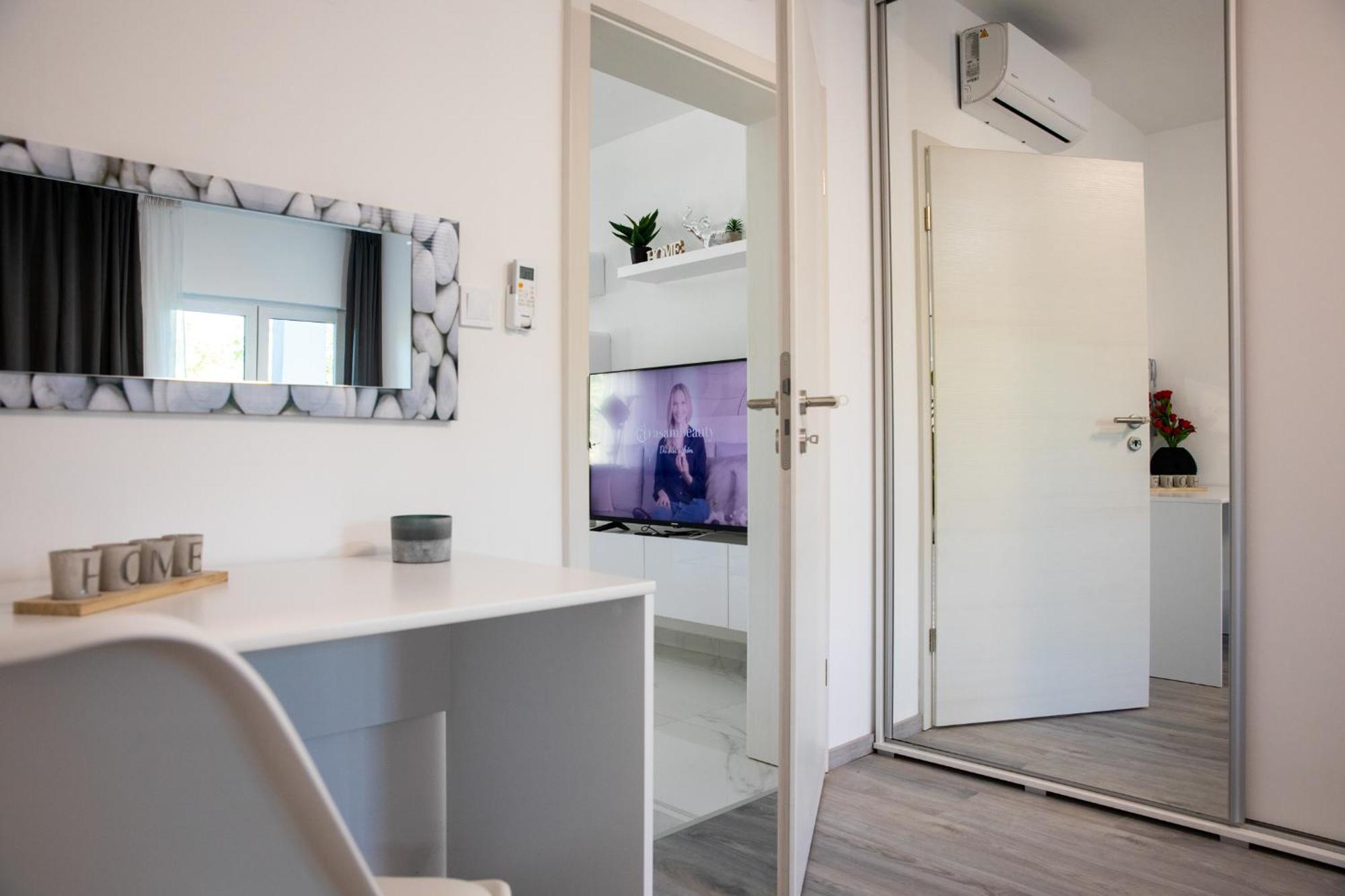 Apartments Lucy Rovinj Ruang foto